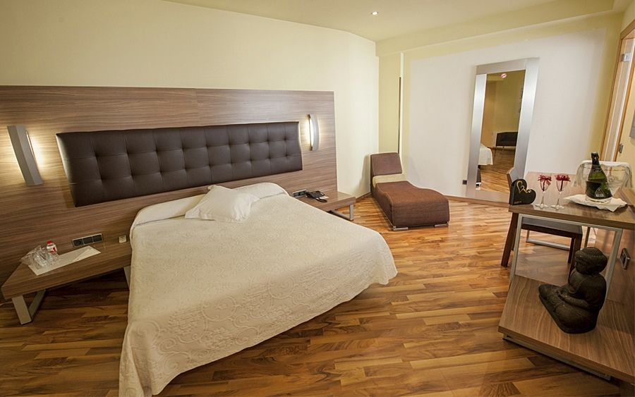 Hotel El Bruc Eksteriør billede